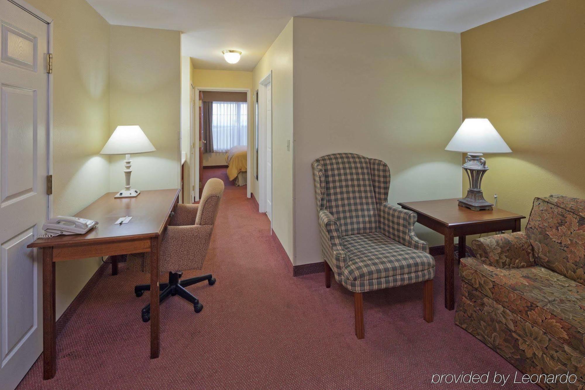 Country Inn & Suites By Radisson, Fond Du Lac, Wi Room photo